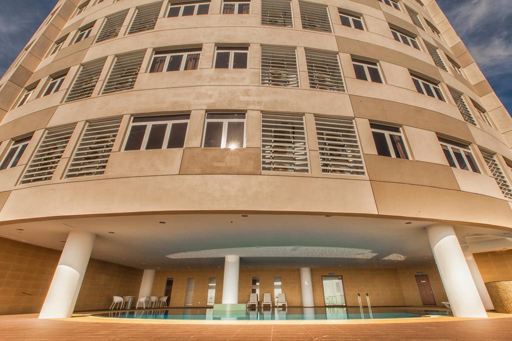 Luxfort 118 Service Suites Tanjung Tokong Dış mekan fotoğraf